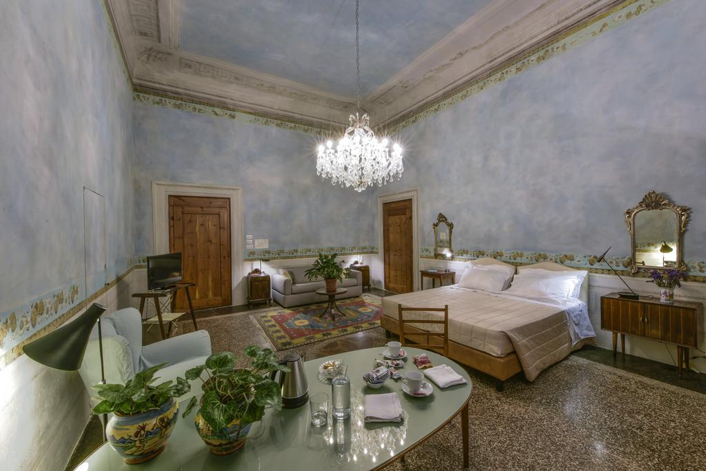 Bed and Breakfast Torre Dei Lari Residenza D'Epoca Florencia Exterior foto